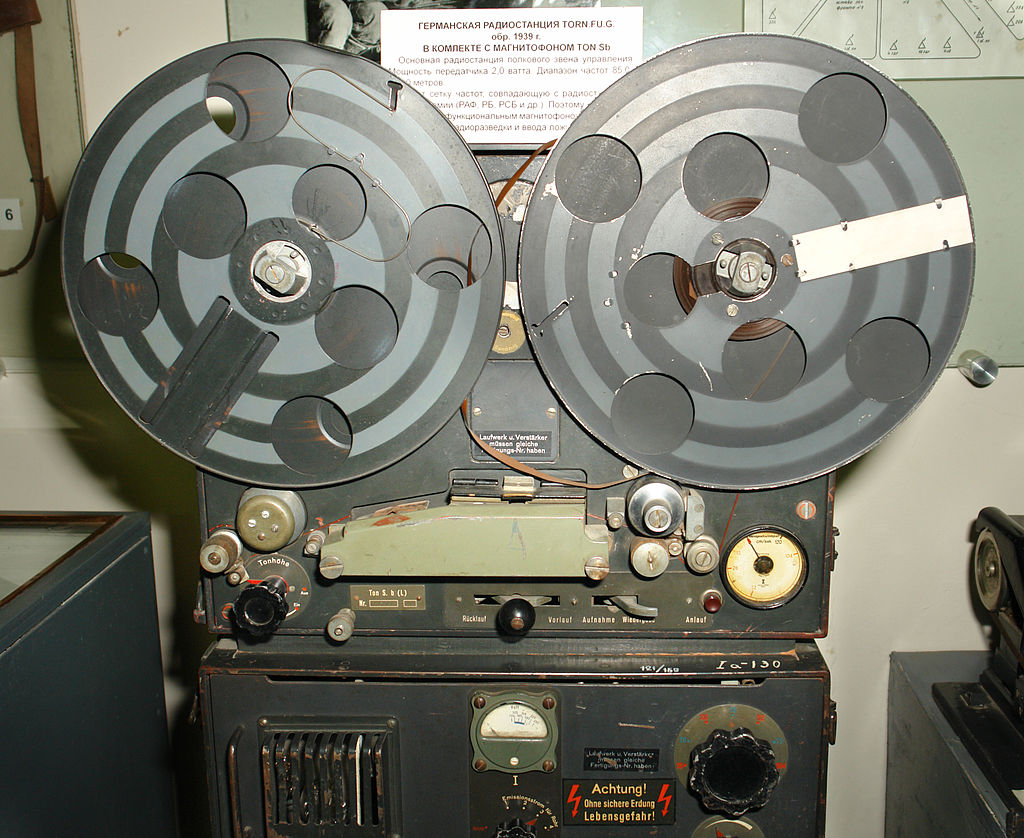 This is a reel to reel invented by the German brand Magnetophon who was the first to invent the reel to reel during World War Two.